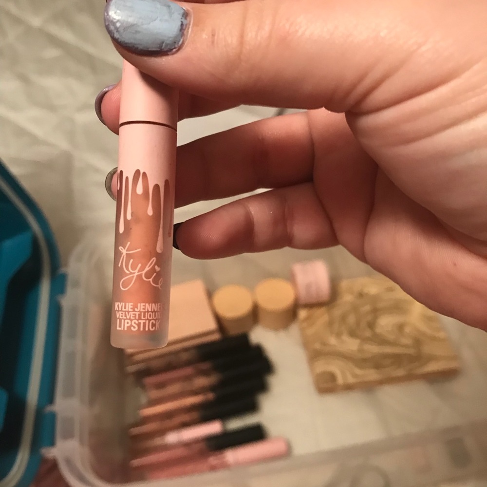 Kylie Cosmetics Birthday Collection Mini LA